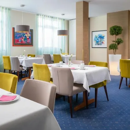 Hetzel Hotell 4*