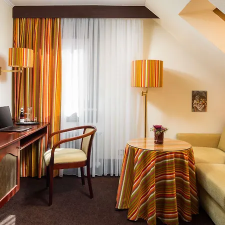 Hetzel Hotell 4*
