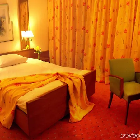 Hotell Hetzel 4*