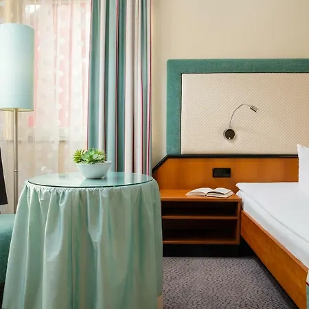 Hetzel Hotell 4*