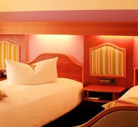 Hetzel 4* Stuttgart