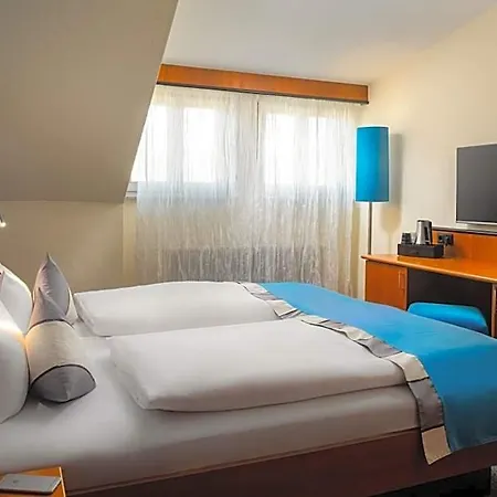 Hetzel 4* Stuttgart