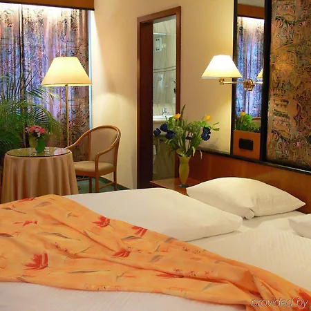 Hetzel 4* شتوتغارت