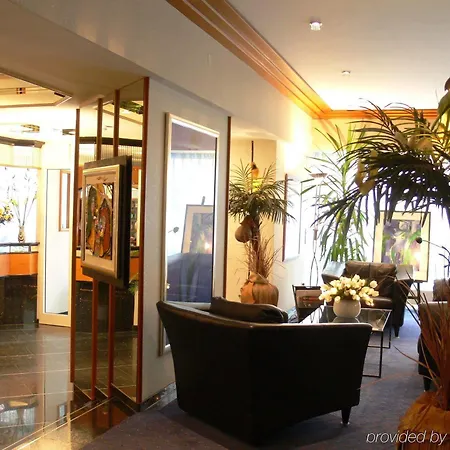 Hetzel 4* Stuttgart