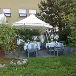 Hetzel מלון 4*
